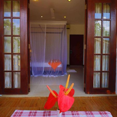 Hotel Susantha Garden เบนโตตา ภายนอก รูปภาพ