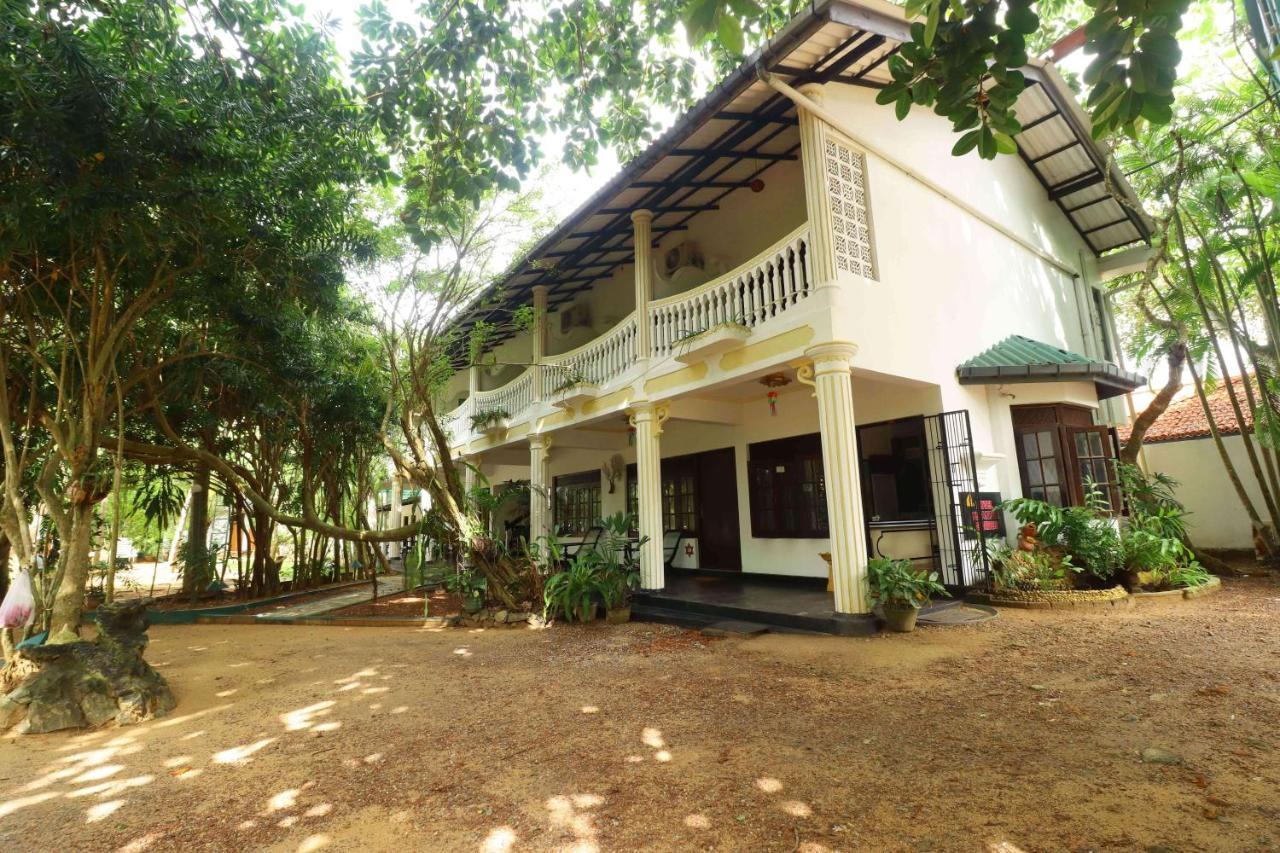 Hotel Susantha Garden เบนโตตา ภายนอก รูปภาพ